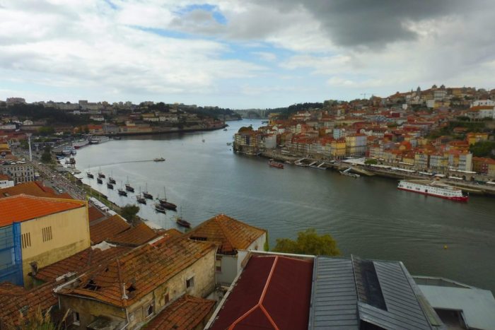 Porto, photo of river and skyline